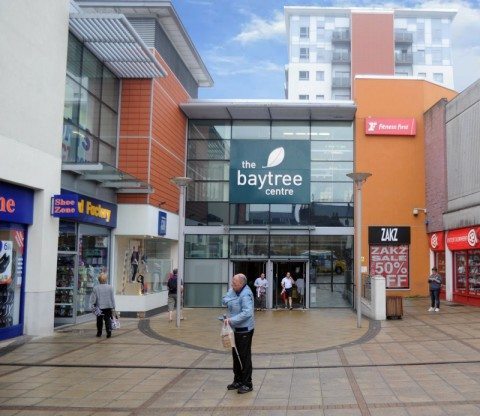 Retail Shops Supplied Two Way Radios for Extra Security featured image