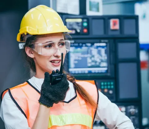 Motorola MOTOTRBO R5 Radio: How Does it Compare to the R2 and R7 Series? featured image